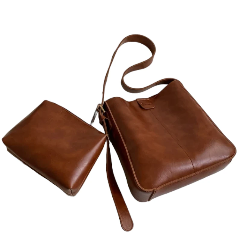 Sac à main badoulière rétro grande capacité marron avec pochette