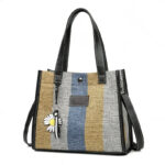 Grand sac à main coloré avec pendentif
