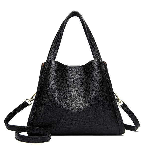 Grand sac à main élégant et moderne sur fond blanc
