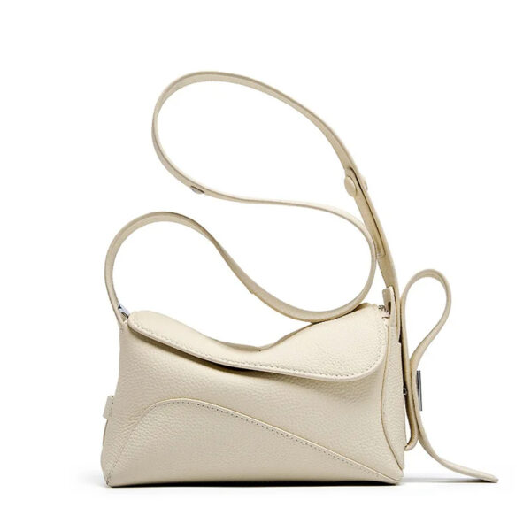 Sac à main beige élégant et raffiné en cuir