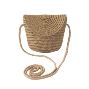 Sac à main été à bandoulière et scratch sur fond blanc
