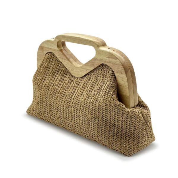 Sac à main paille avec poignées en bois sur fond blanc