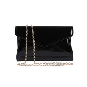 Sac à main pochette pratique et élégant sur fond blanc