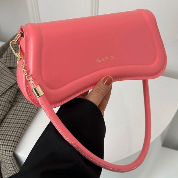 petit-sac-main-fonctionnel-rose-tendance-02 Petit sac à main fonctionnel en rose tendance