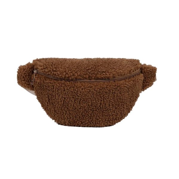 Sac à main banane doux effet peluche sur fond blanc