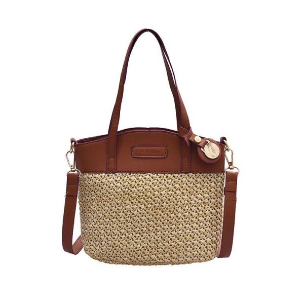 sac-main-ete-sophistique-chic-01 Sac à main été sophistiqué et chic sur fond blanc