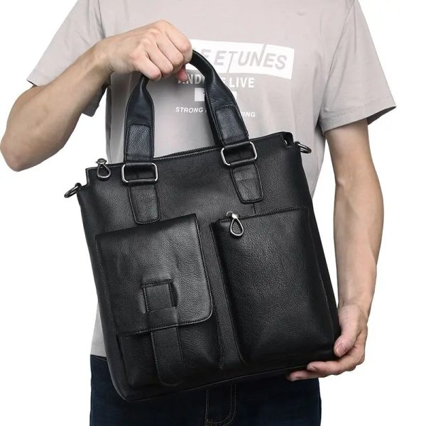 sac-main-homme-cuir-solide-polyvalent-02 Sac à main homme cuir solide et polyvalent et tenu à la main