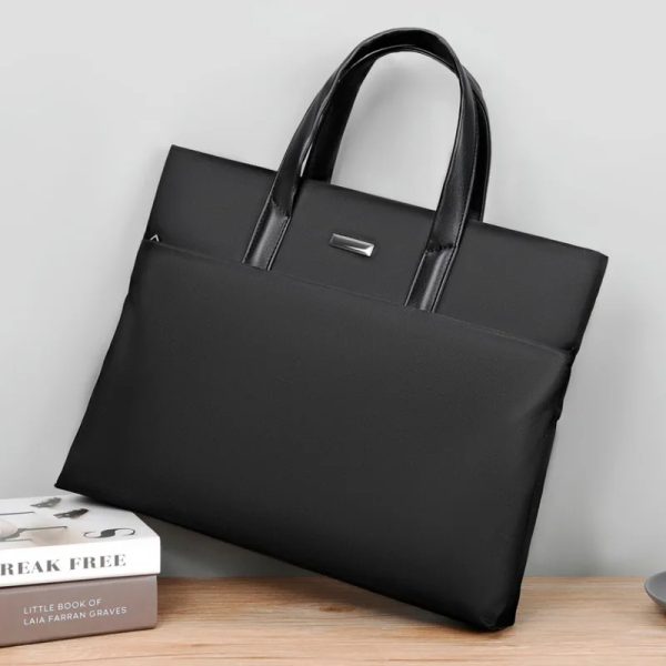 sac-main-lycee-noir-chic-elegant-03 Sac à main lycée noir chic et élégant