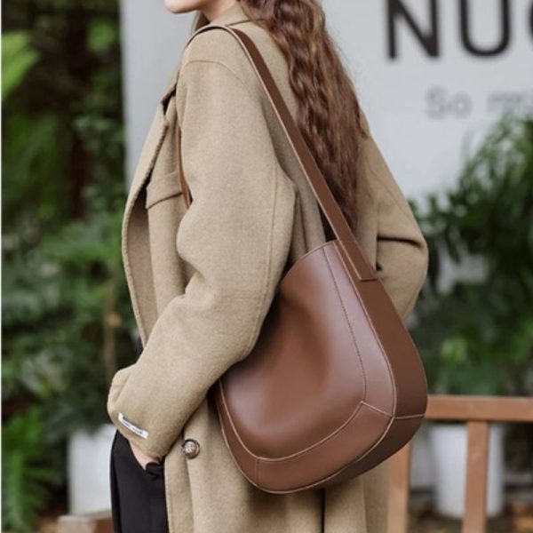 sac-main-marron-robuste-durable-02 Sac à main marron robuste et durable